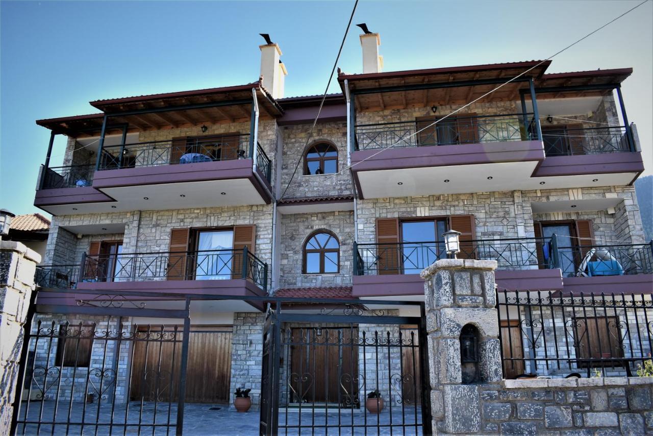 Mainades House Apartamento Vytina Exterior foto